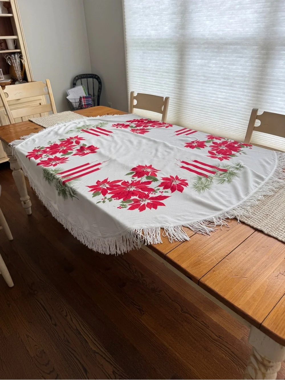 Round Christmas Tablecloth 62” Poinsettia Candle Fringe Mid Century Holiday
